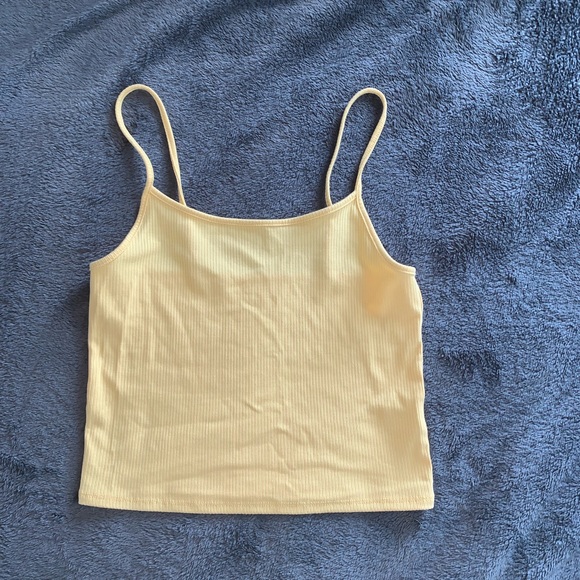 AE | Cropped Yellow Tank Top - Picture 6 of 9